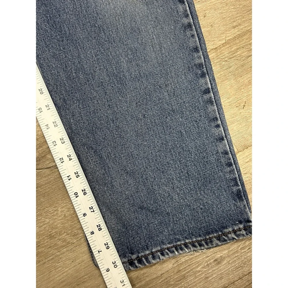 Levis 550 Relaxed‎ Fit Jeans Men's 38 x 31 Actual Faded Light Wash